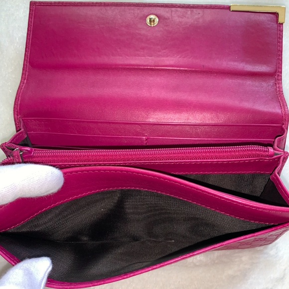 100% Authentic Gucci guccissima pattern wallet. - Picture 7 of 15